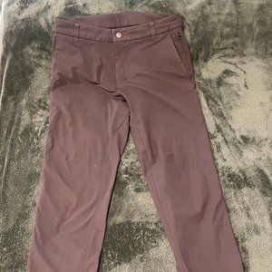 LuluLemon Tapered Pant